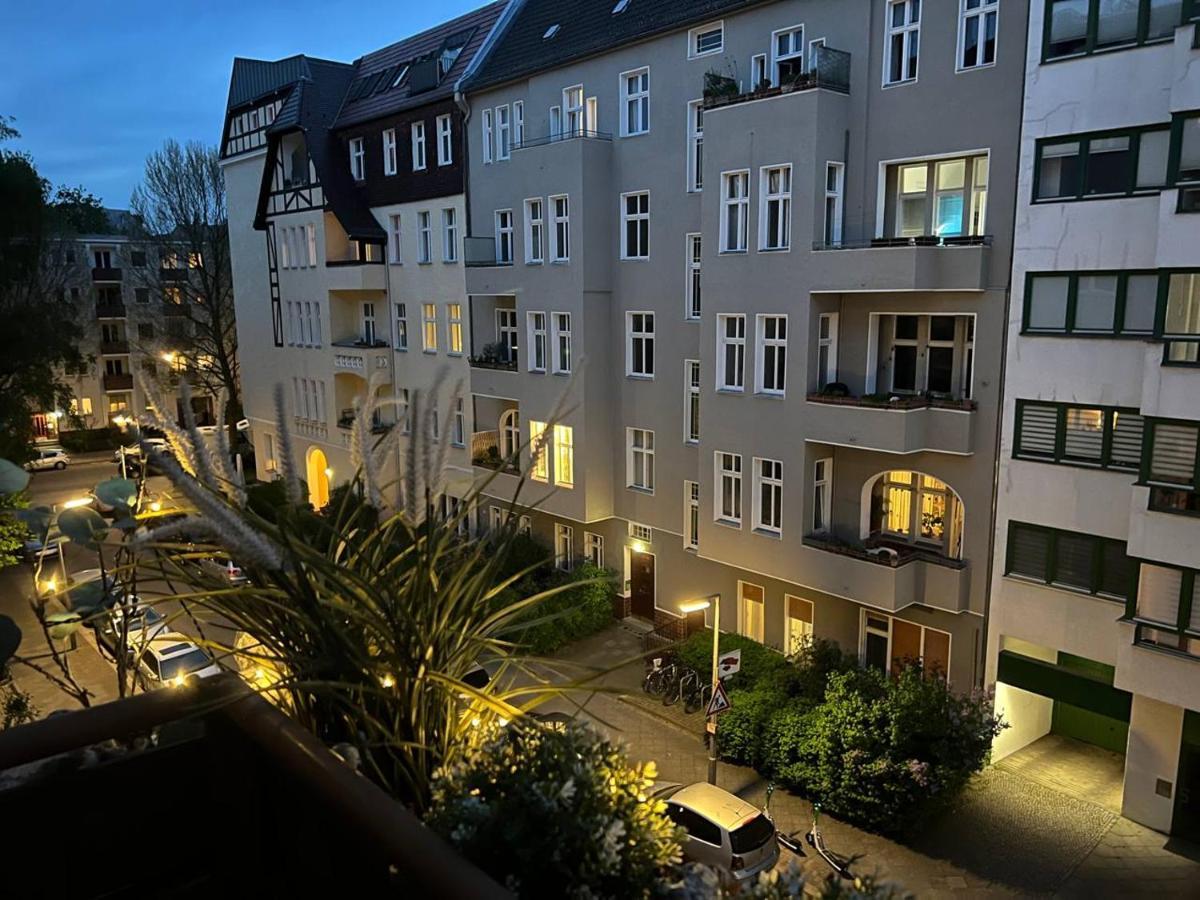 Cozy Modern Apartment With Small Balcony In The Heart Of Berlin Zewnętrze zdjęcie
